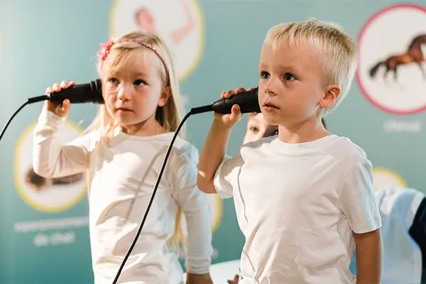 Houtopia - Besuch mit der Familie